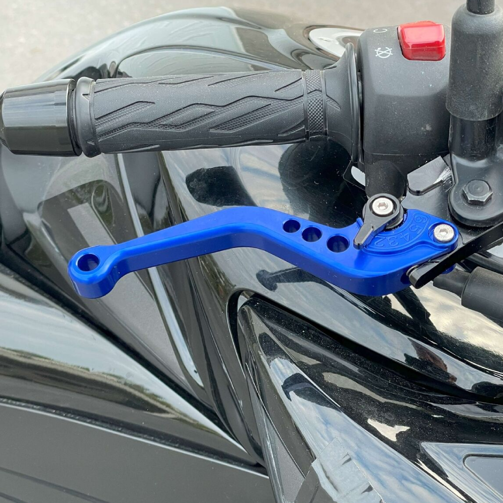 Short Blue Clutch & Brake Levers For Suzuki GSX-S 125 2020-2023