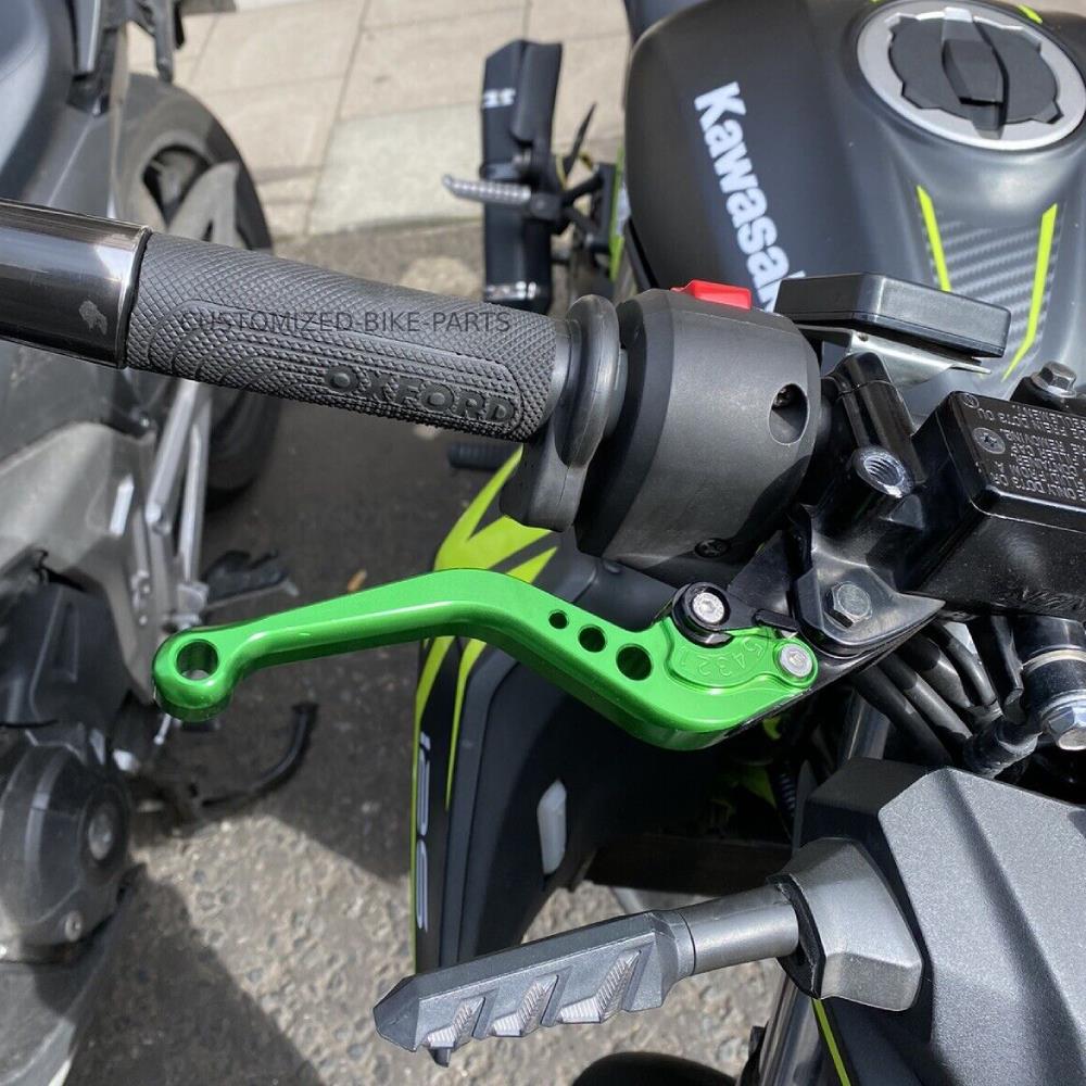 Short Green Clutch & Brake Levers For Kawasaki Ninja 125 / Z125 2019-2023